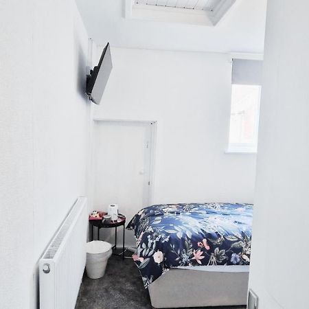 Single Room In Modern House Near Nottingham Zewnętrze zdjęcie