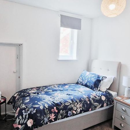 Single Room In Modern House Near Nottingham Zewnętrze zdjęcie